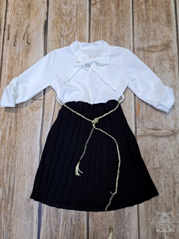 9105 (6-16) 6 SZT. SUKIENKA