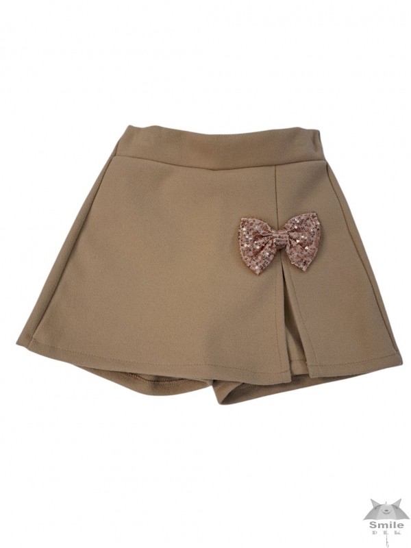 11006 (8 - 16) OST. 5 SZT. SPODENKI