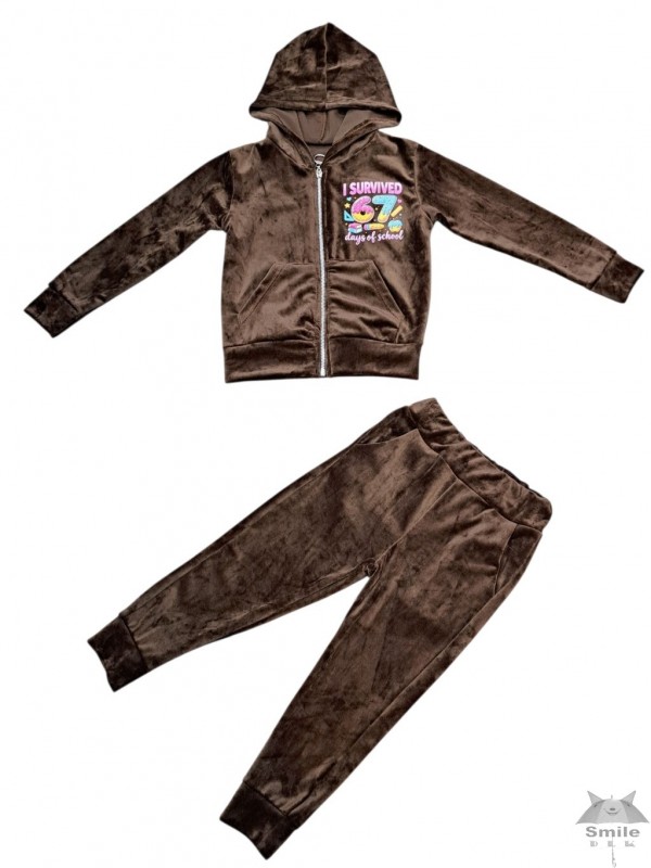 3141six1 (4 - 14) 6 SZT. DRESY velur