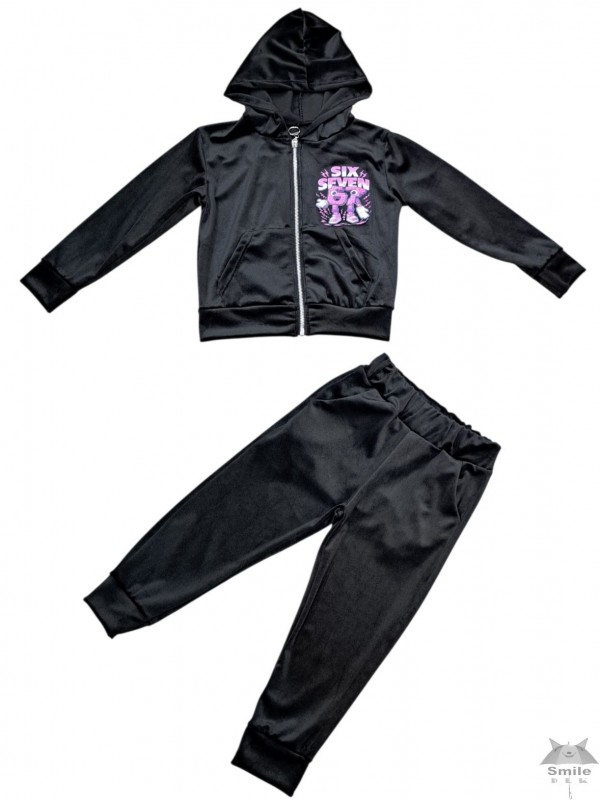 3141six2 (4 - 14) 6 SZT. DRESY velur